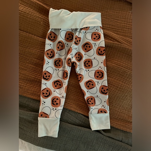 Halloween Pants - Picture 2 of 3
